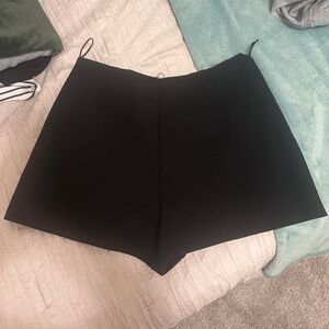 Zara Women's Elegant Black Skorts
